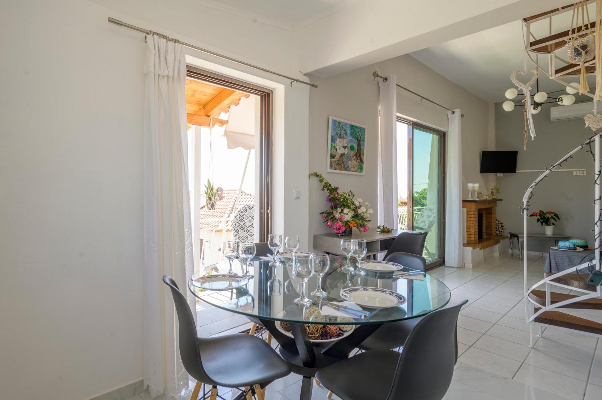 Golden Navarino'S Sunset Pylos Exterior photo
